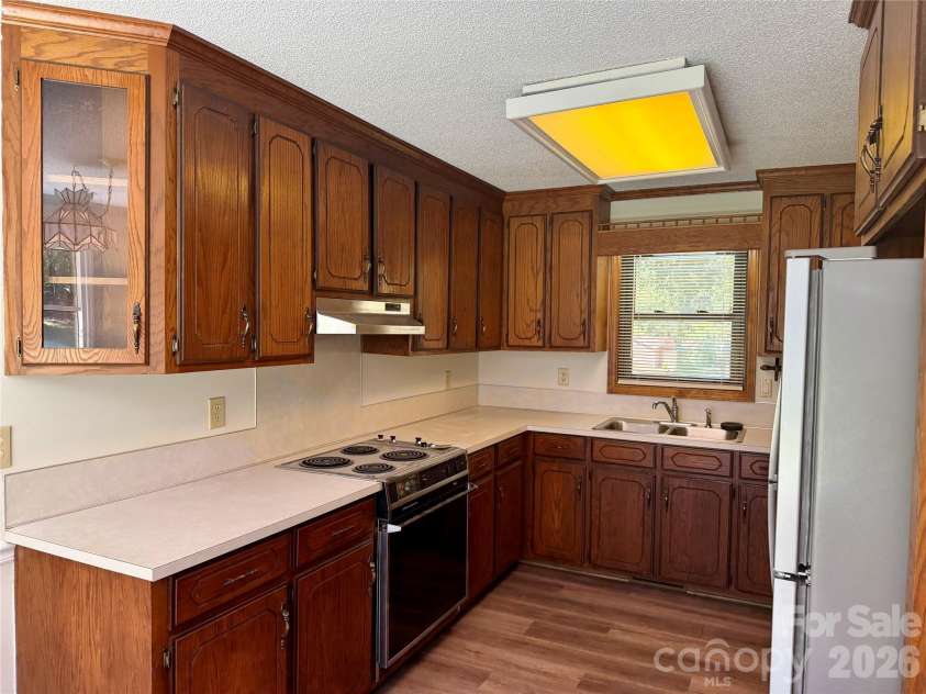 304 Plaza Drive, Harrisburg, NC 28075.  MLS# CAR4423605, YatesRealty ID 50125. 