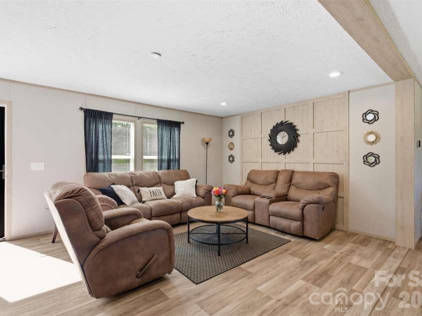 3194 Medicine Bow None, Claremont, NC 28610.  MLS# CAR4423072, YatesRealty ID 50126. 