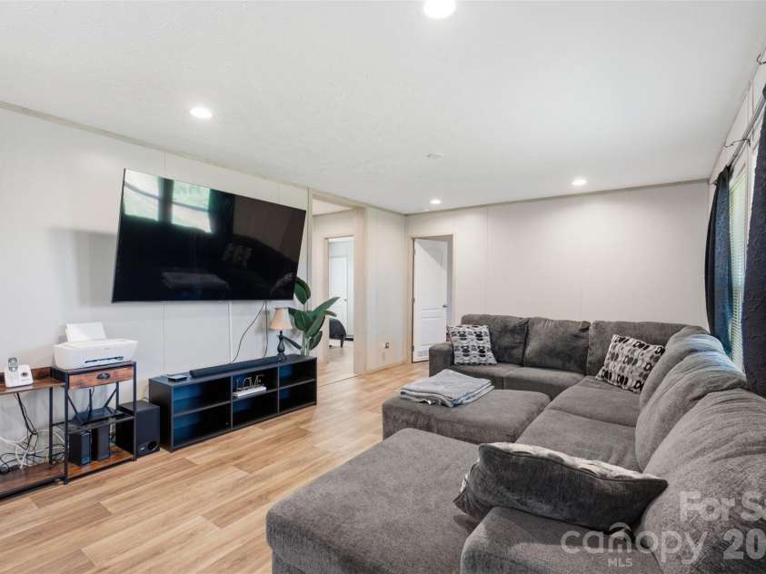 3194 Medicine Bow None, Claremont, NC 28610.  MLS# CAR4423072, YatesRealty ID 50126. 