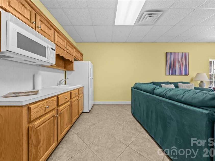 704 Shoreline Drive, New London, NC 28127.  MLS# CAR4361160, YatesRealty ID 50128. 