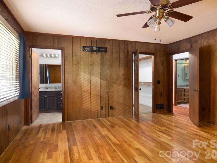 229 Random Road, Mocksville, NC 27028.  MLS# CAR4423714, YatesRealty ID 50129. 