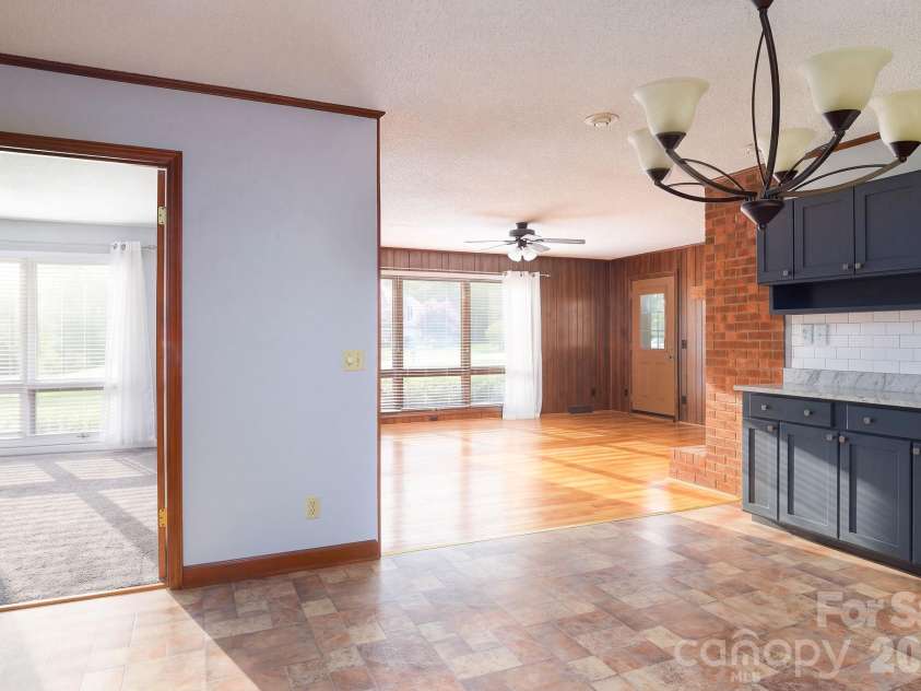 229 Random Road, Mocksville, NC 27028.  MLS# CAR4423714, YatesRealty ID 50129. 