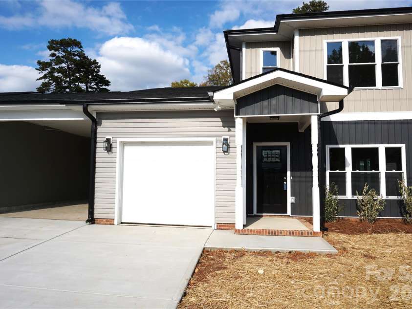 1022 C Street, Kannapolis, NC 28081.  MLS# CAR4343923, YatesRealty ID 5013. 