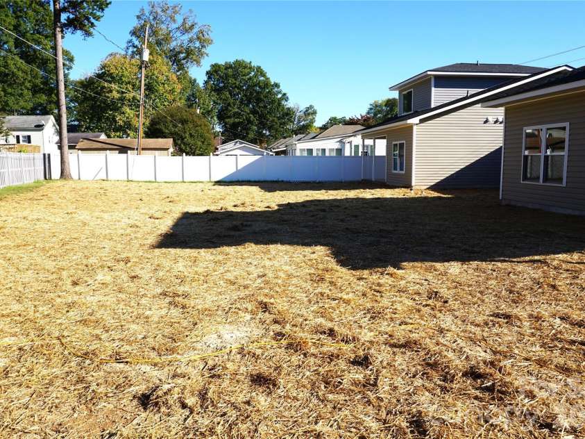 1022 C Street, Kannapolis, NC 28081.  MLS# CAR4343923, YatesRealty ID 5013. 