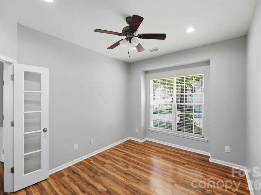 11239 Cypress View Drive, Charlotte, NC 28262.  MLS# CAR4421352, YatesRealty ID 50130. 
