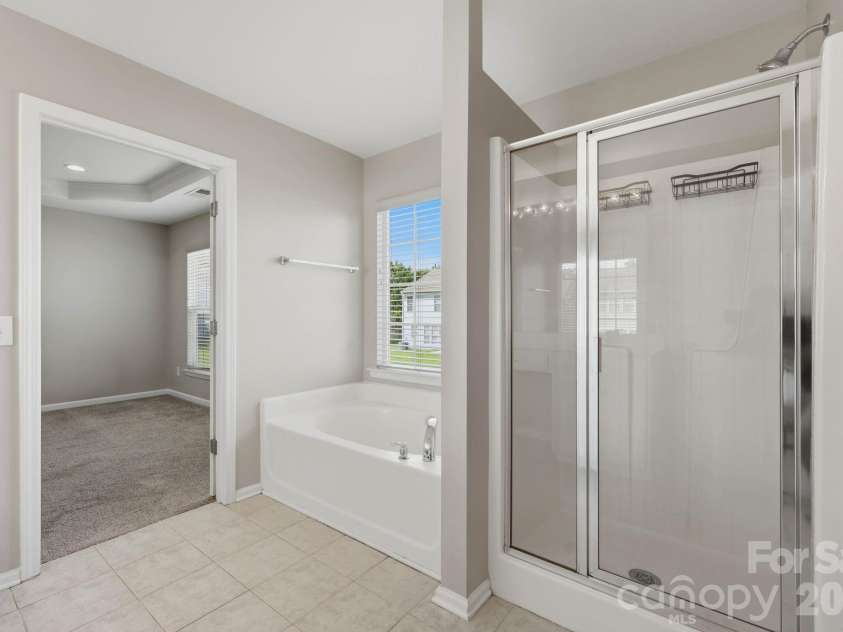 11239 Cypress View Drive, Charlotte, NC 28262.  MLS# CAR4421352, YatesRealty ID 50130. 
