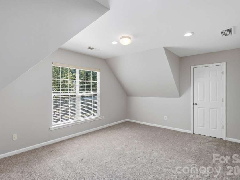 11239 Cypress View Drive, Charlotte, NC 28262.  MLS# CAR4421352, YatesRealty ID 50130. Fifth Bedroom
