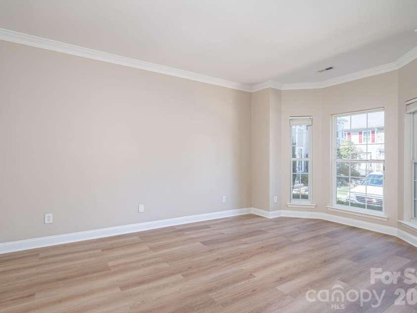 233 Southgate Lane, Mount Holly, NC 28120.  MLS# CAR4422759, YatesRealty ID 50133. 