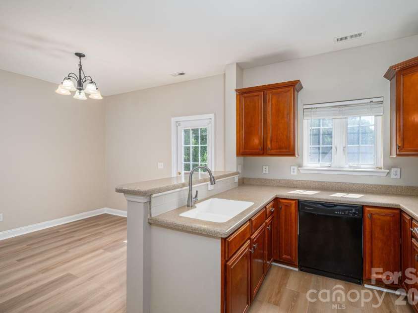 233 Southgate Lane, Mount Holly, NC 28120.  MLS# CAR4422759, YatesRealty ID 50133. 