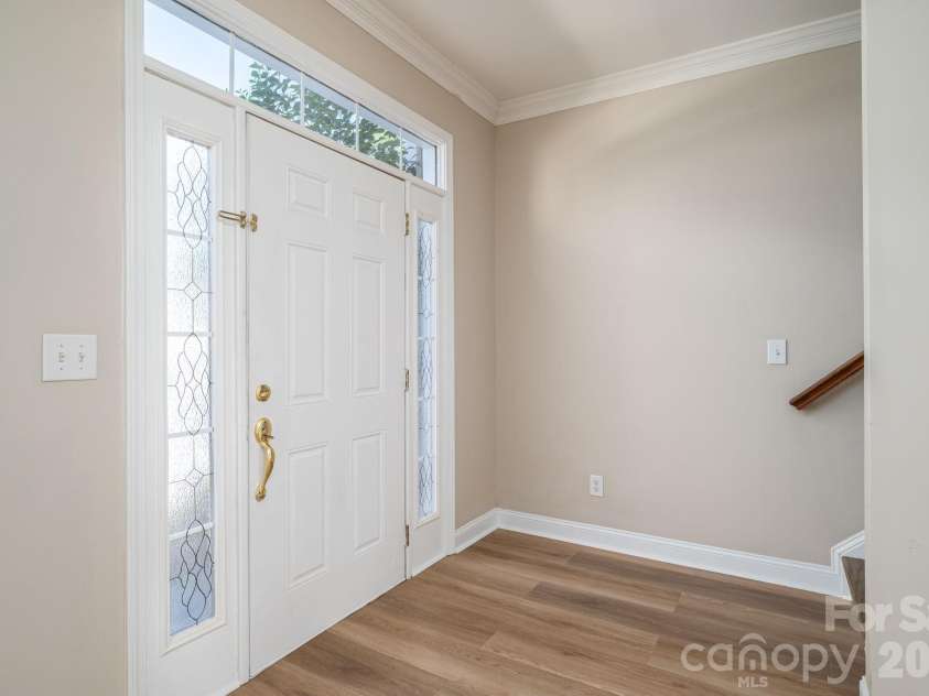 233 Southgate Lane, Mount Holly, NC 28120.  MLS# CAR4422759, YatesRealty ID 50133. 