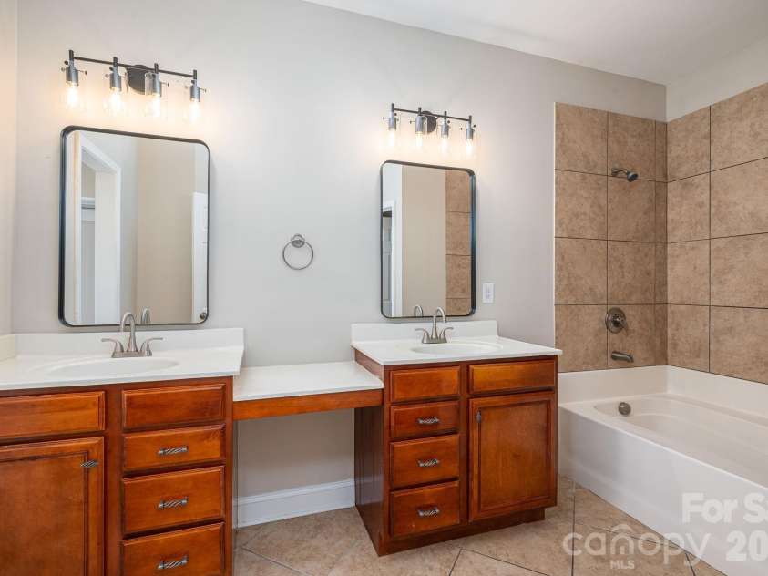 233 Southgate Lane, Mount Holly, NC 28120.  MLS# CAR4422759, YatesRealty ID 50133. 