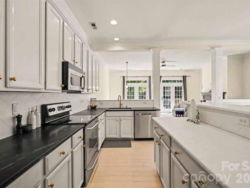 8354 Indigo Row, Charlotte, NC 28277.  MLS# CAR4417457, YatesRealty ID 50135. 