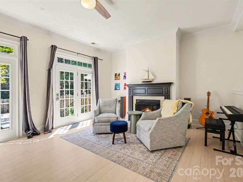 8354 Indigo Row, Charlotte, NC 28277.  MLS# CAR4417457, YatesRealty ID 50135. Great Room