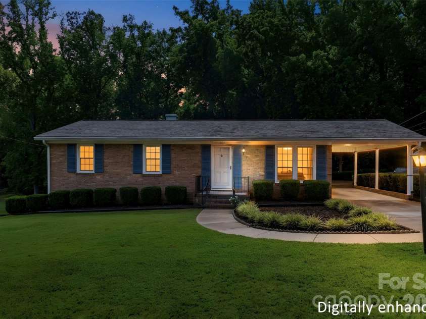 628 Sedgefield Street, Concord, NC 28025.  MLS# CAR4423342, YatesRealty ID 50136. 