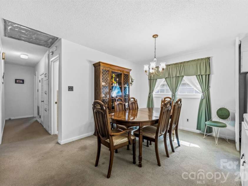 628 Sedgefield Street, Concord, NC 28025.  MLS# CAR4423342, YatesRealty ID 50136. 