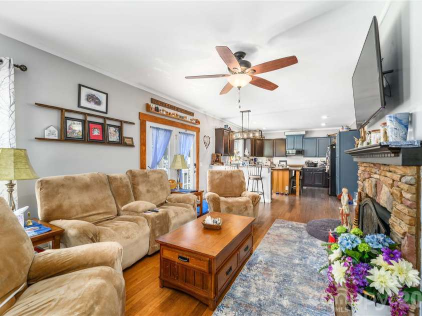 212 Sunset Ridge Drive, Etowah, NC 28729.  MLS# CAR4423280, YatesRealty ID 50137. 