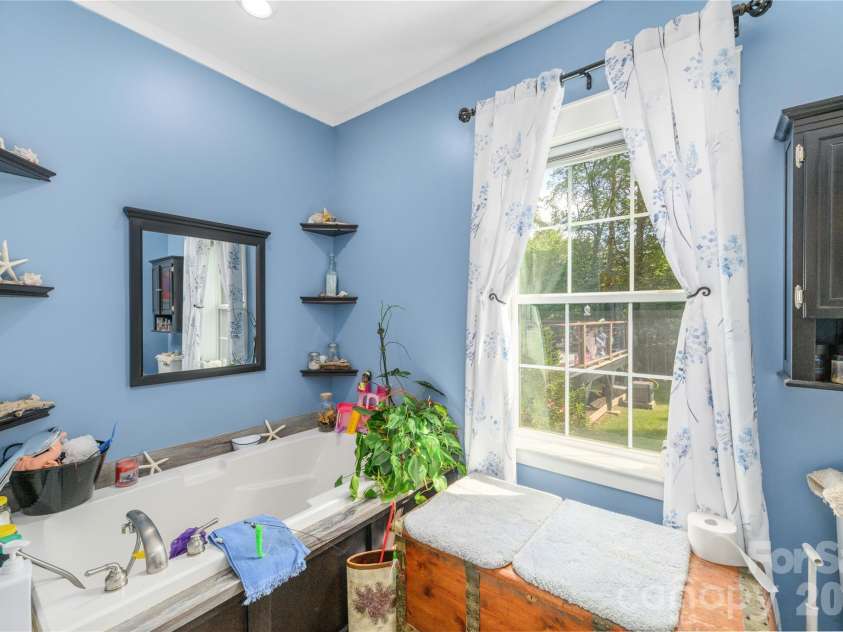 212 Sunset Ridge Drive, Etowah, NC 28729.  MLS# CAR4423280, YatesRealty ID 50137. 