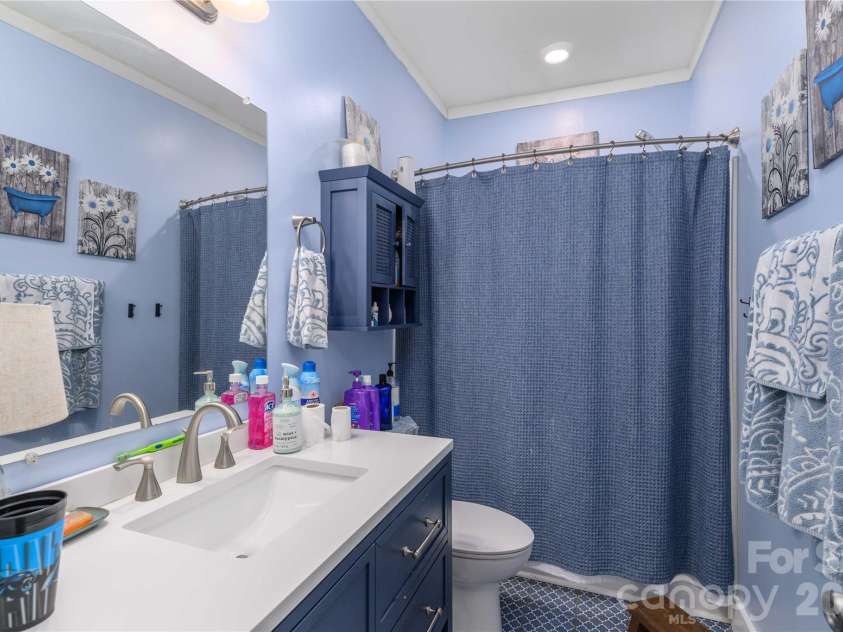 212 Sunset Ridge Drive, Etowah, NC 28729.  MLS# CAR4423280, YatesRealty ID 50137. 