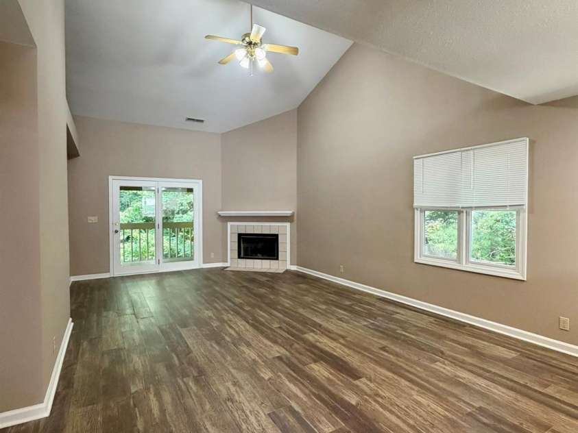 22 Willow Tree Run, Asheville, NC 28803.  MLS# CAR4423602, YatesRealty ID 50138. 