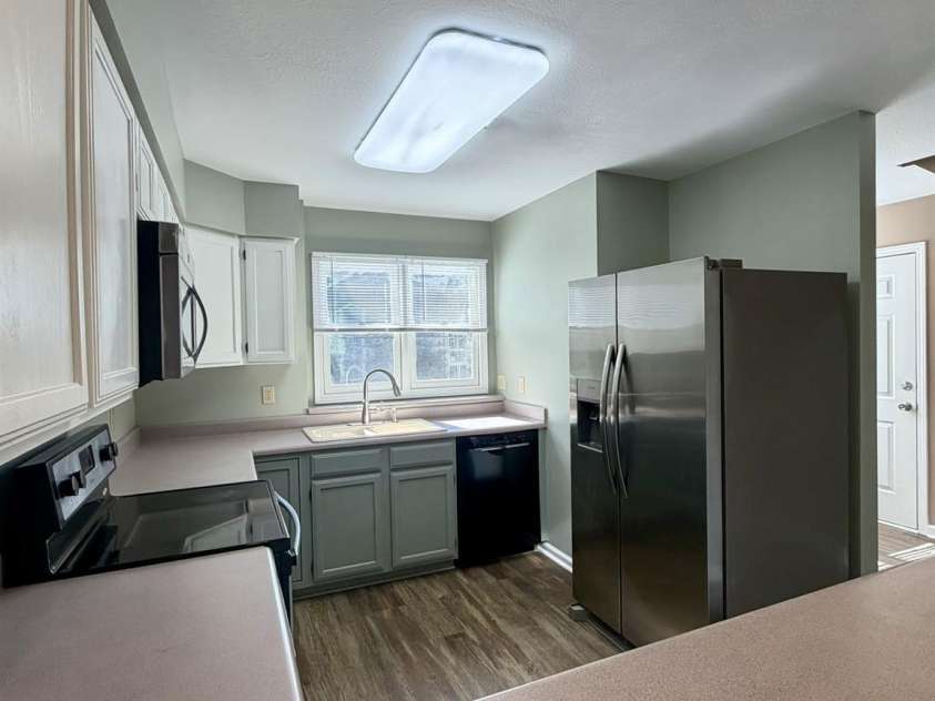 22 Willow Tree Run, Asheville, NC 28803.  MLS# CAR4423602, YatesRealty ID 50138. 