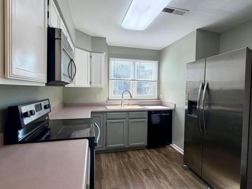 22 Willow Tree Run, Asheville, NC 28803.  MLS# CAR4423602, YatesRealty ID 50138. 