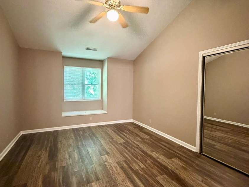 22 Willow Tree Run, Asheville, NC 28803.  MLS# CAR4423602, YatesRealty ID 50138. 