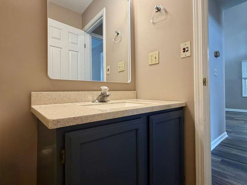 22 Willow Tree Run, Asheville, NC 28803.  MLS# CAR4423602, YatesRealty ID 50138. 