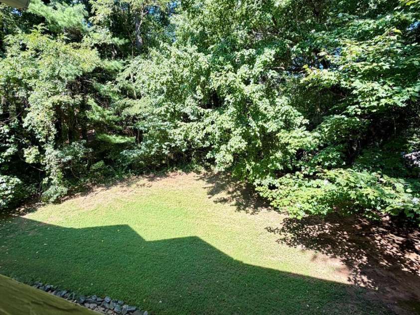 22 Willow Tree Run, Asheville, NC 28803.  MLS# CAR4423602, YatesRealty ID 50138. 