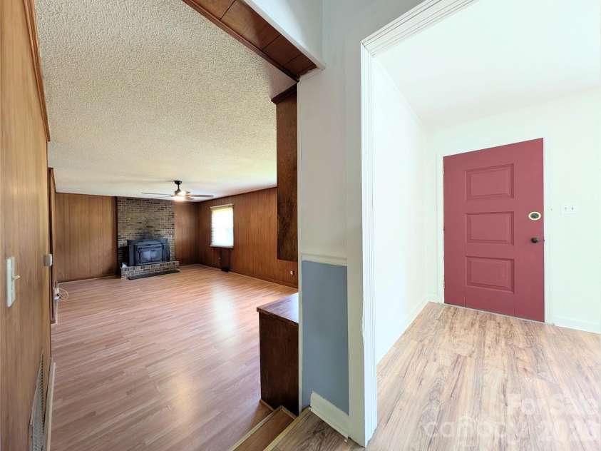 164 Blackmon Circle, Kershaw, SC 29067.  MLS# CAR4423665, YatesRealty ID 50140. 