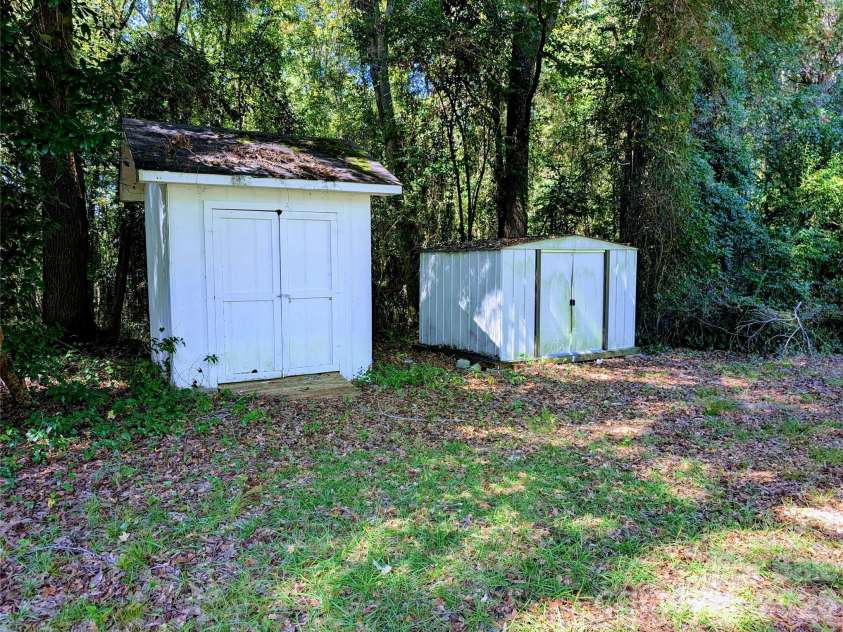 164 Blackmon Circle, Kershaw, SC 29067.  MLS# CAR4423665, YatesRealty ID 50140. 