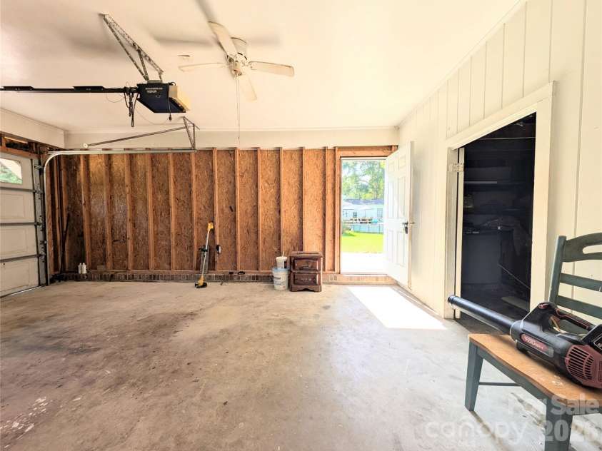 164 Blackmon Circle, Kershaw, SC 29067.  MLS# CAR4423665, YatesRealty ID 50140. 