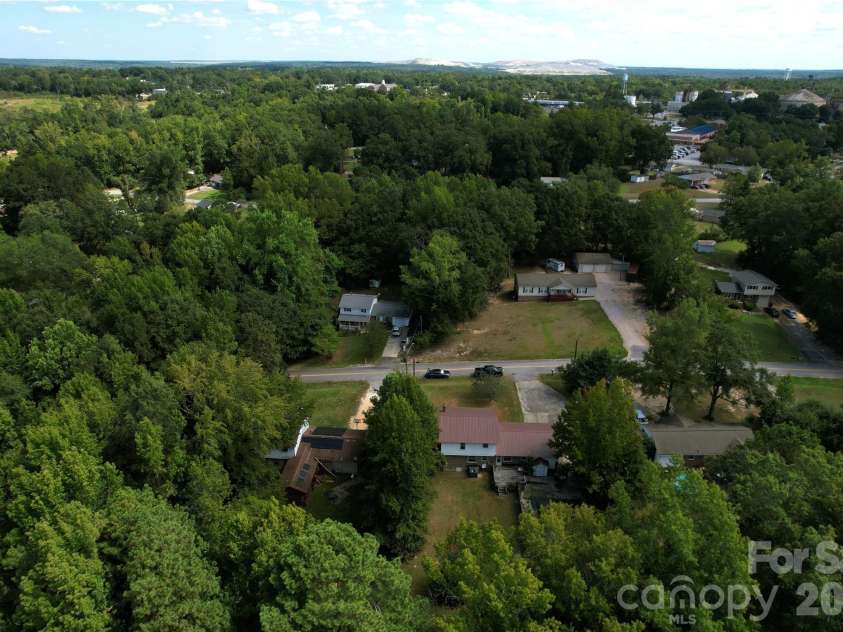 164 Blackmon Circle, Kershaw, SC 29067.  MLS# CAR4423665, YatesRealty ID 50140. 