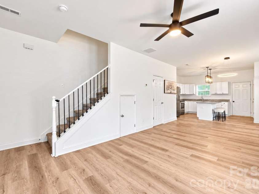 103 Pleasant Hill Street, Lancaster, SC 29720.  MLS# CAR4423465, YatesRealty ID 50141. 