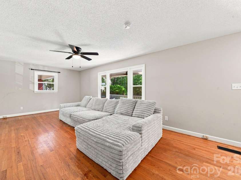 101 Reading Street, York, SC 29745.  MLS# CAR4422873, YatesRealty ID 50146. 