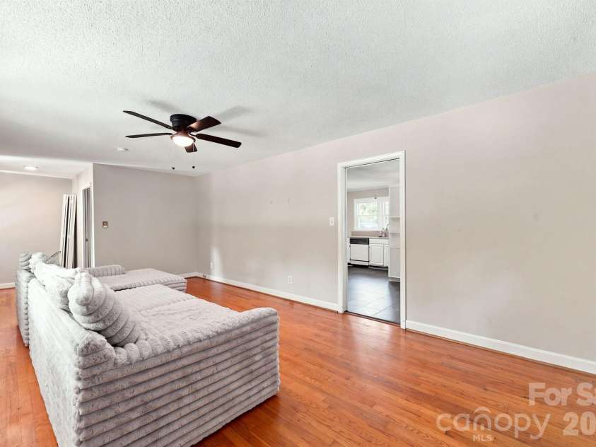 101 Reading Street, York, SC 29745.  MLS# CAR4422873, YatesRealty ID 50146. 