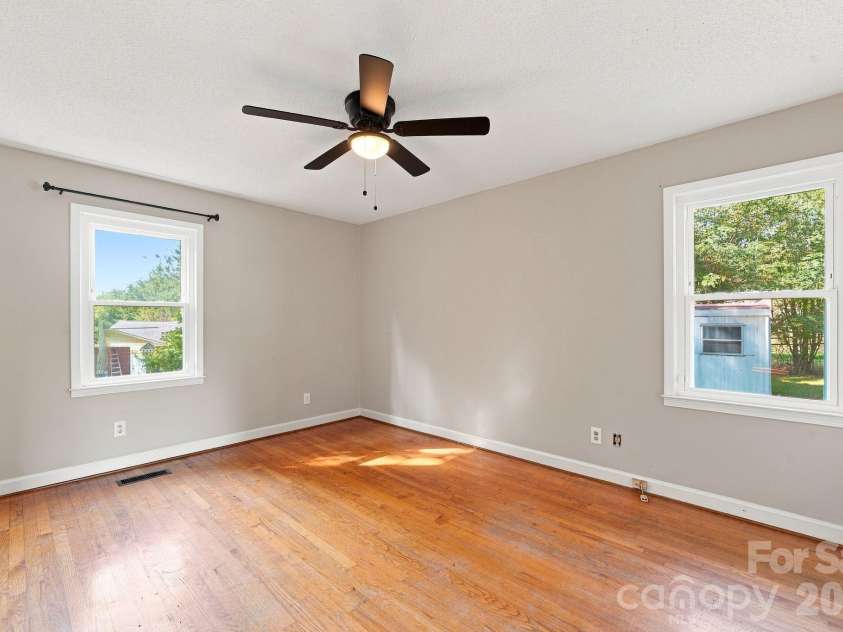 101 Reading Street, York, SC 29745.  MLS# CAR4422873, YatesRealty ID 50146. 