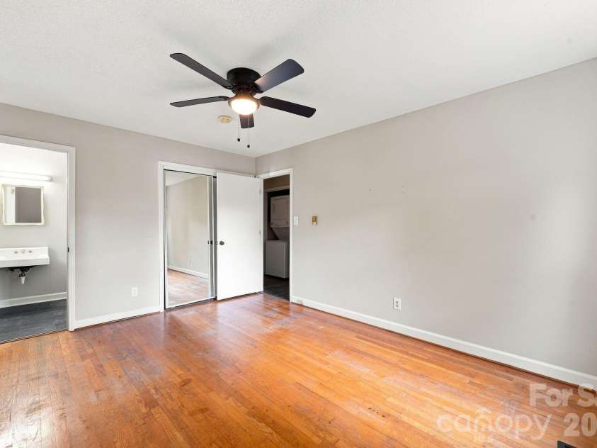 101 Reading Street, York, SC 29745.  MLS# CAR4422873, YatesRealty ID 50146. 