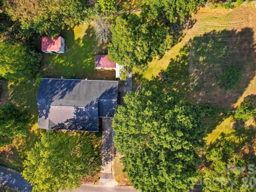 101 Reading Street, York, SC 29745.  MLS# CAR4422873, YatesRealty ID 50146. 