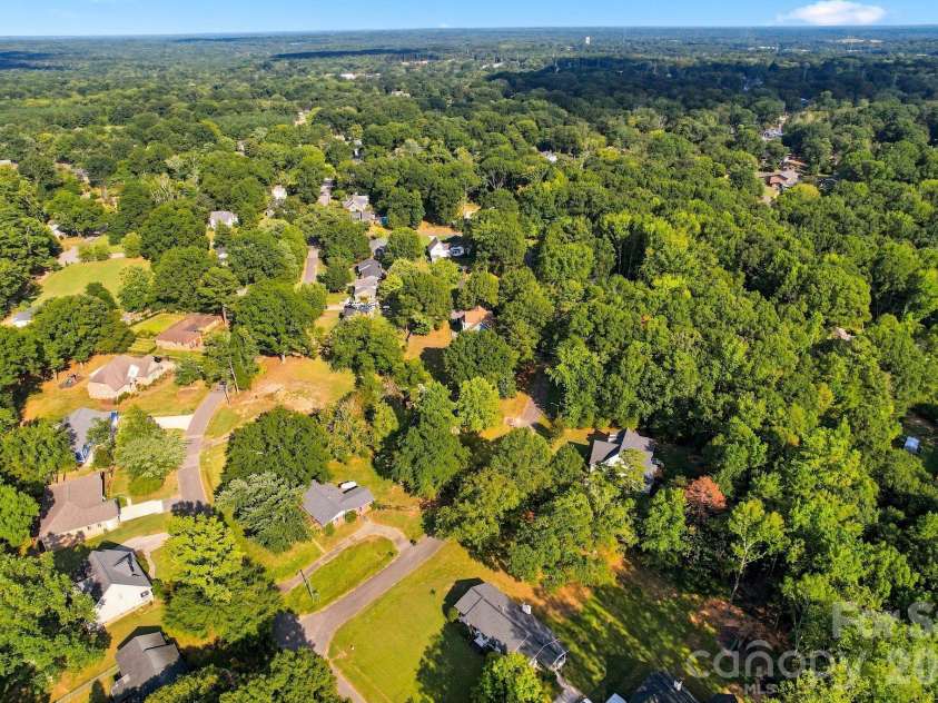 101 Reading Street, York, SC 29745.  MLS# CAR4422873, YatesRealty ID 50146. 