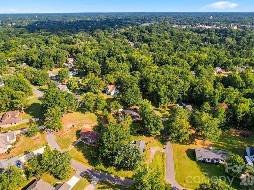 101 Reading Street, York, SC 29745.  MLS# CAR4422873, YatesRealty ID 50146. 