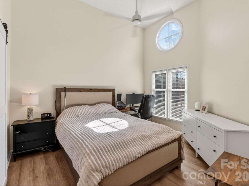 345 Northwest Drive, Davidson, NC 28036.  MLS# CAR4351722, YatesRealty ID 5015. 