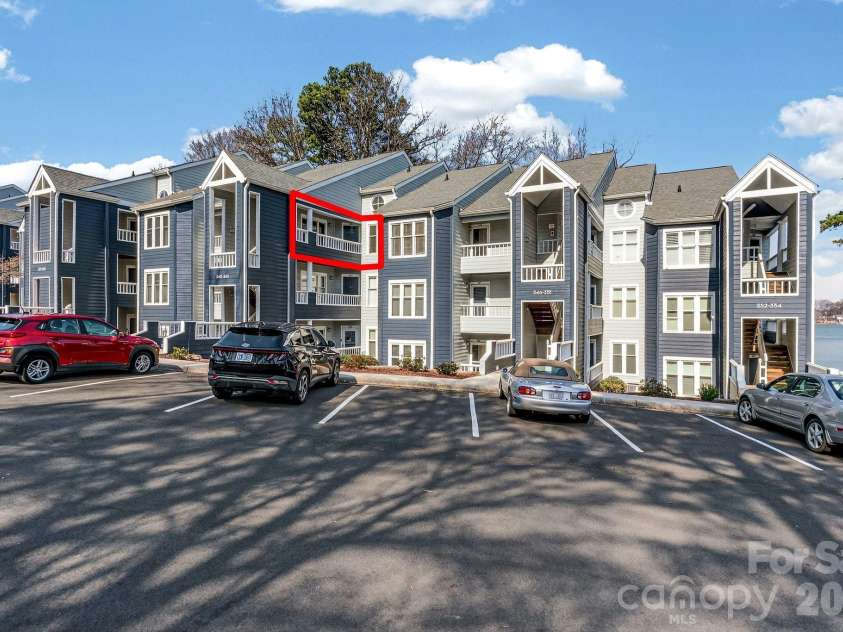 345 Northwest Drive, Davidson, NC 28036.  MLS# CAR4351722, YatesRealty ID 5015. 