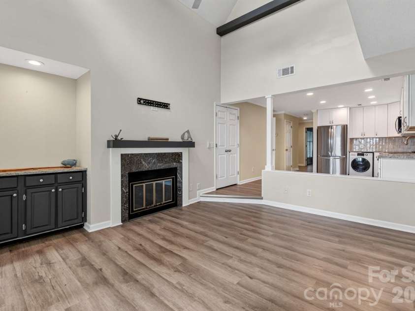 345 Northwest Drive, Davidson, NC 28036.  MLS# CAR4351722, YatesRealty ID 5015. 