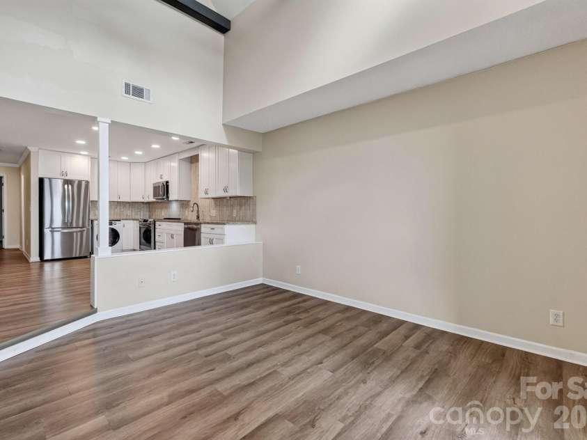 345 Northwest Drive, Davidson, NC 28036.  MLS# CAR4351722, YatesRealty ID 5015. 