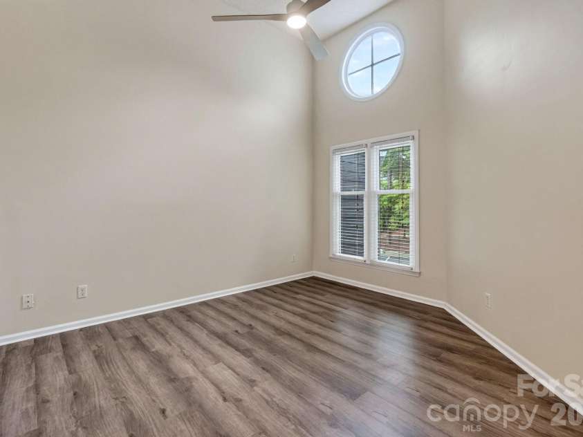 345 Northwest Drive, Davidson, NC 28036.  MLS# CAR4351722, YatesRealty ID 5015. 