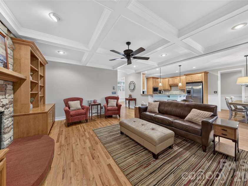9605 White Hemlock Lane, Charlotte, NC 28270.  MLS# CAR4422399, YatesRealty ID 50151. Coffered Ceiling