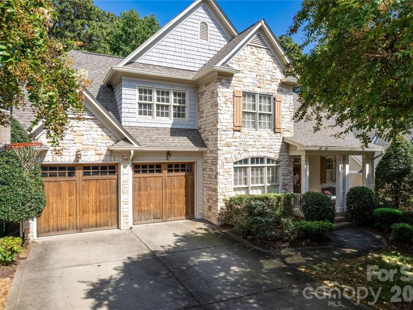 9605 White Hemlock Lane, Charlotte, NC 28270.  MLS# CAR4422399, YatesRealty ID 50151. Welcome Home