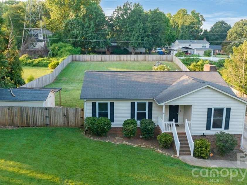 2508 Amity Avenue, Gastonia, NC 28054.  MLS# CAR4422420, YatesRealty ID 50153. 