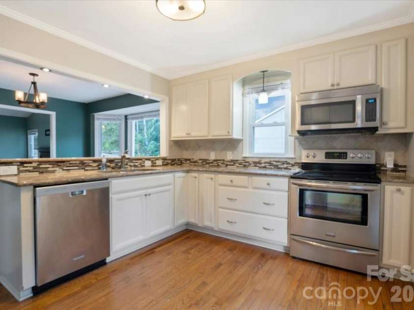 2508 Amity Avenue, Gastonia, NC 28054.  MLS# CAR4422420, YatesRealty ID 50153. 