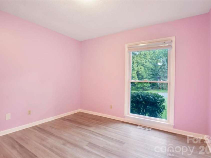 2508 Amity Avenue, Gastonia, NC 28054.  MLS# CAR4422420, YatesRealty ID 50153. 